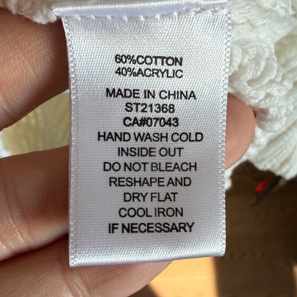 moon & madison Multicolor Floral Knit Sweater - Picture 4 of 8